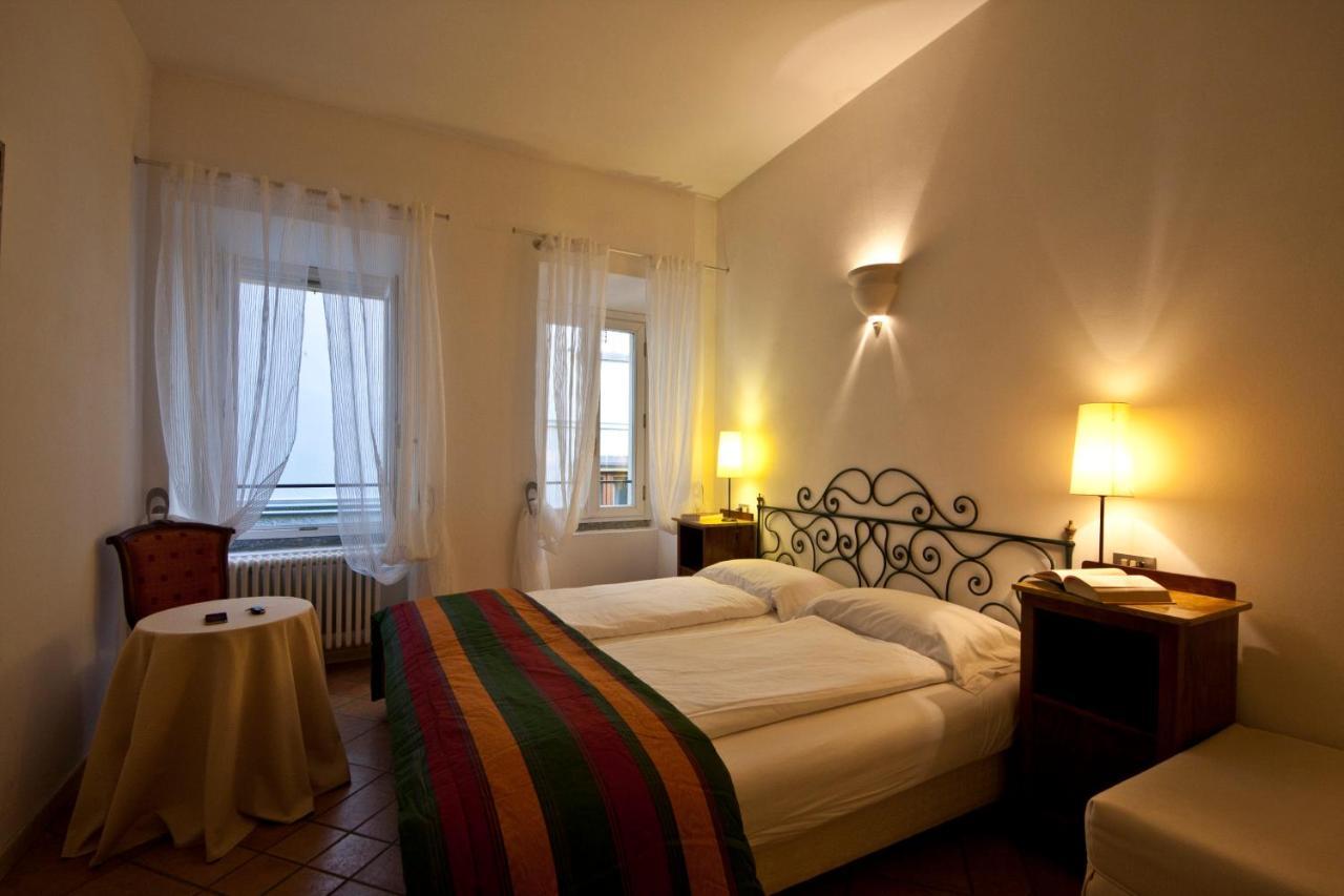 Albergo Milano Varenna Phòng bức ảnh